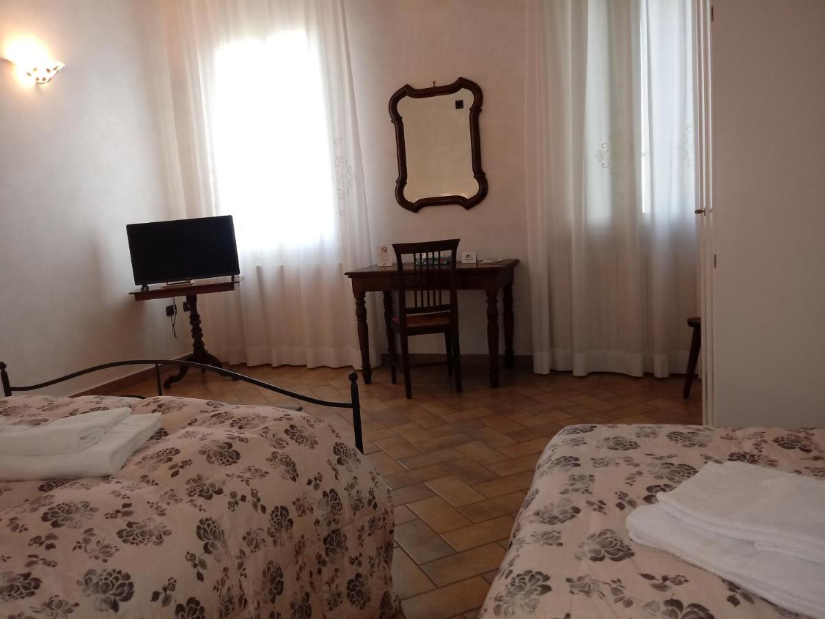 B&B Residence Il Ciliegio , Via Villa Superiore 93 Luzzara Suzzara Extérieur photo